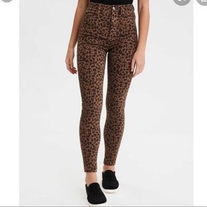 American Eagle cheetah print jeans